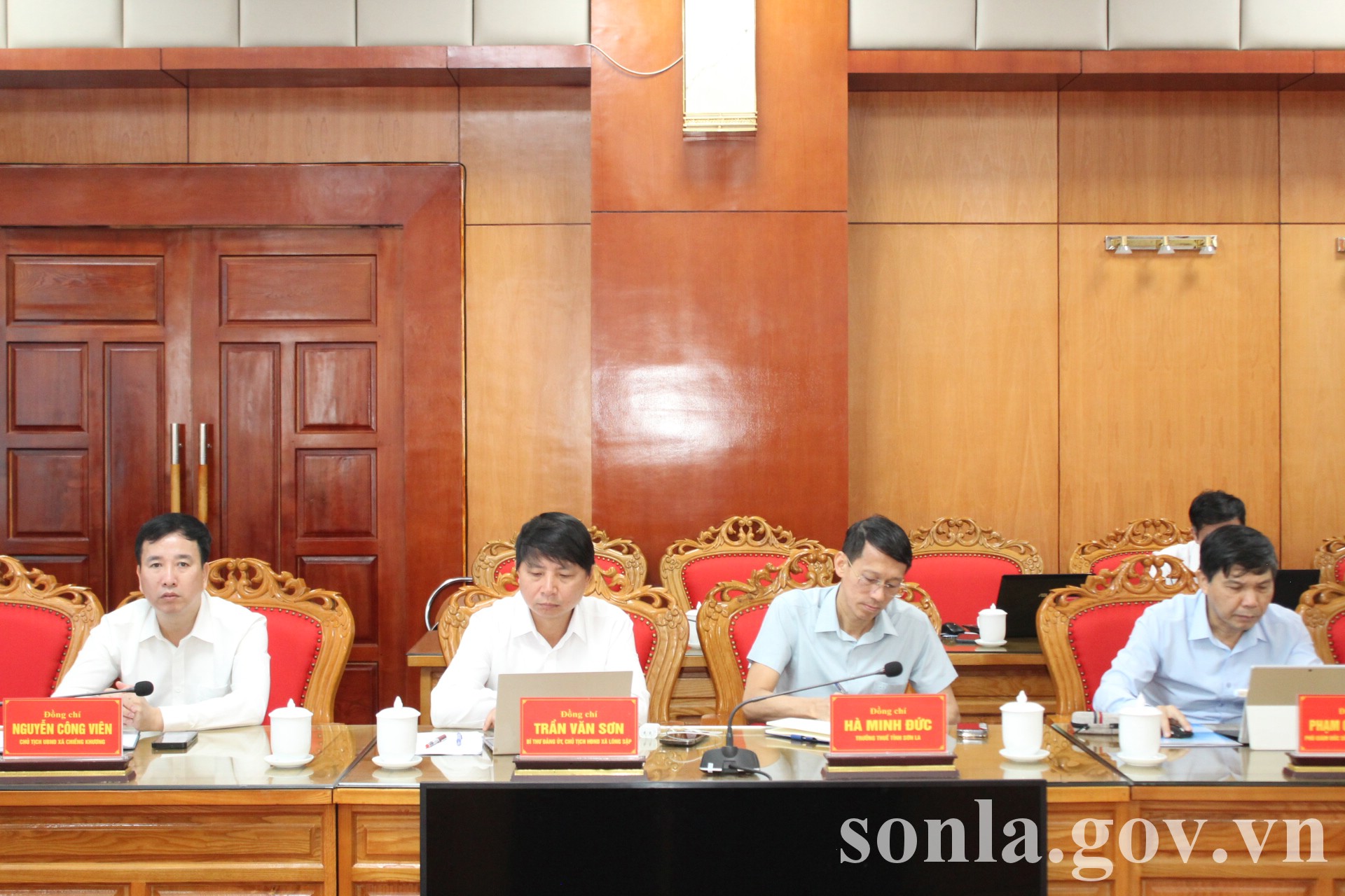 anh tin bai